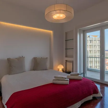 Feels Like - Saldanha Spacious With Panorama View Lejlighed Lisboa